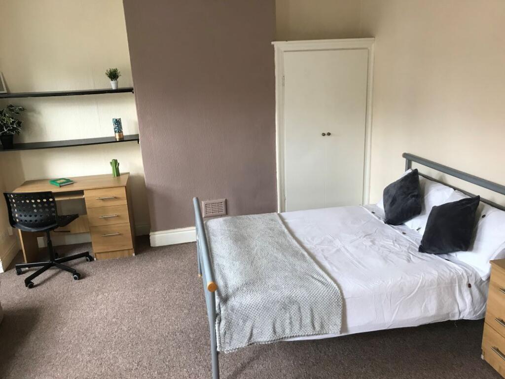 House in Leicester - View 4