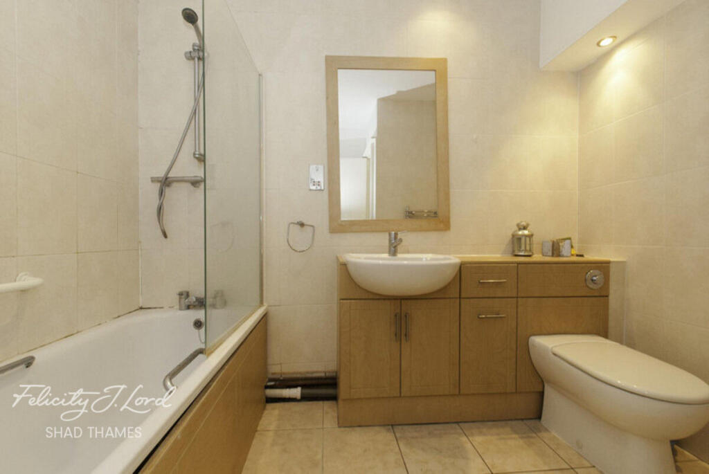 Apartment in London, Butler's Wharf, Bermondsey - More