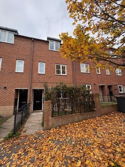 Main image of property: Spruce Road, Nuneton , CV10 0