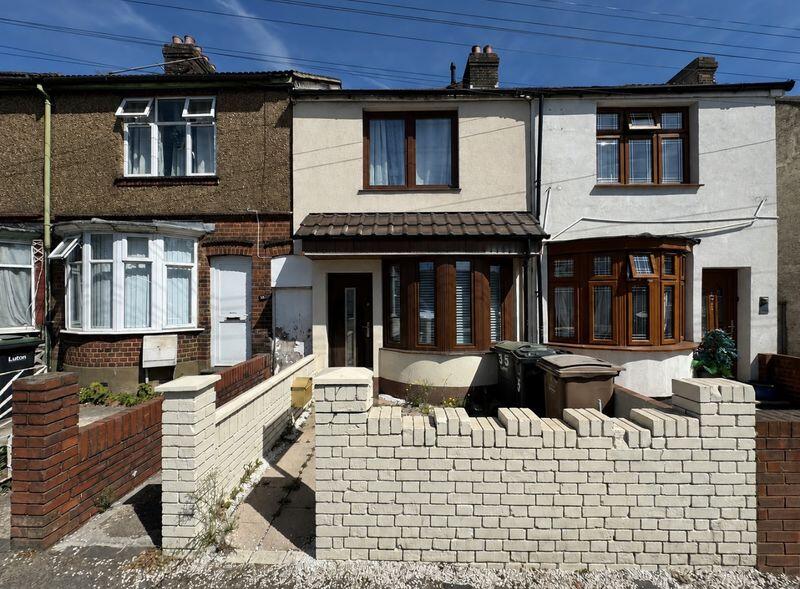 Main image of property: Kingsway, Luton