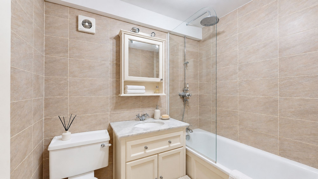 Apartment in Twickenham - View 4