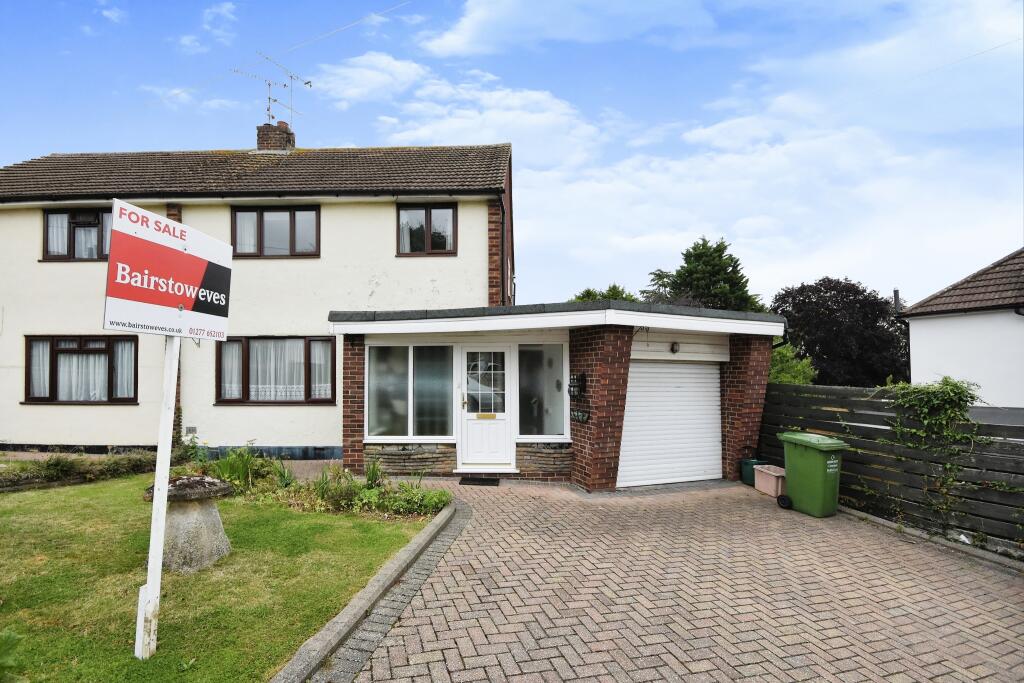 Main image of property: Chantry Way, Billericay, Essex, CM11