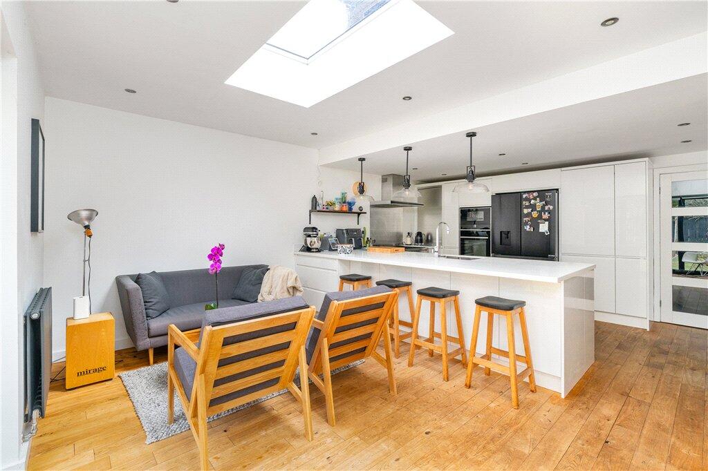 House in Leeds - View 5