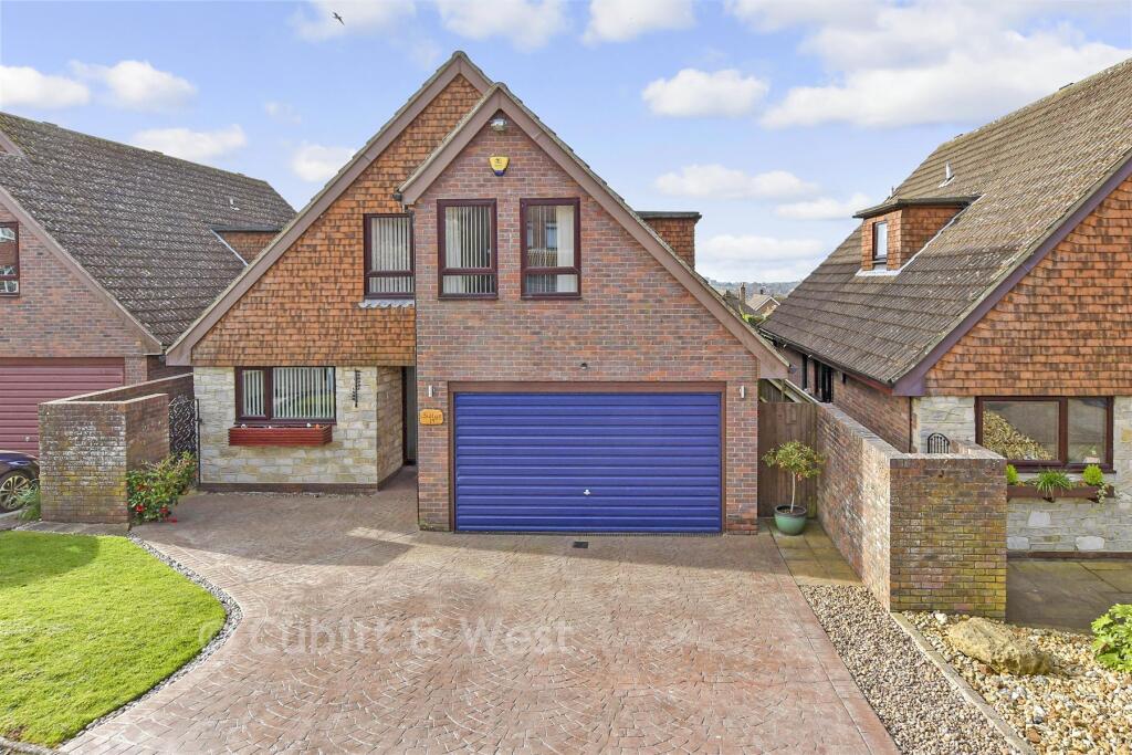 3-bed detached on Cheviot Close, Worthing, West Sussex, £600,000