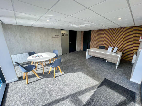 First Floor Suite, 1c Balderton Court