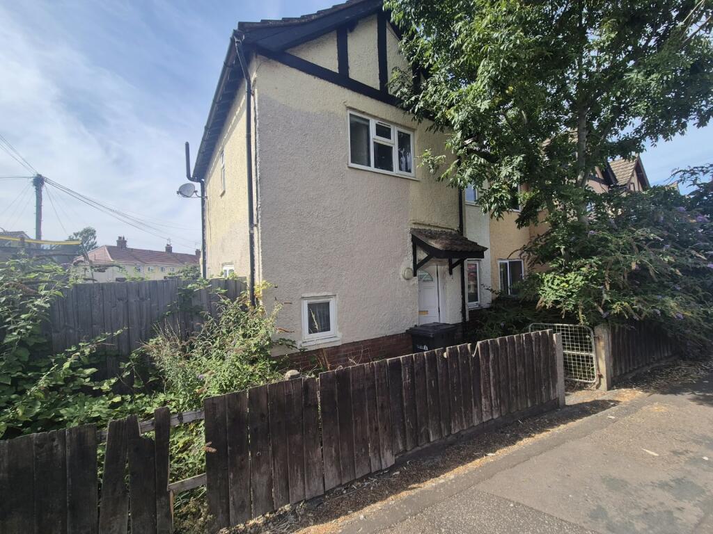 Main image of property: 54 Saddlebow Road, King's Lynn, Norfolk PE30 5BH
