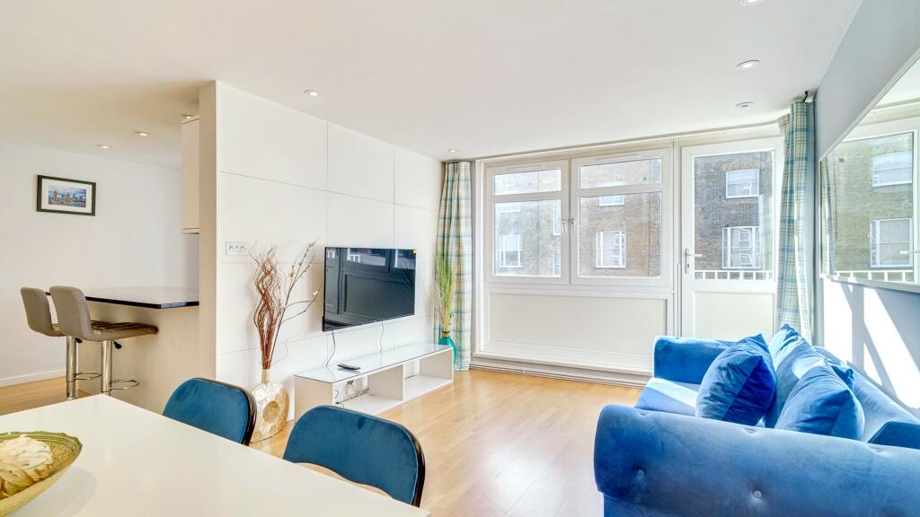 Main image of property: Chester Court,NW1