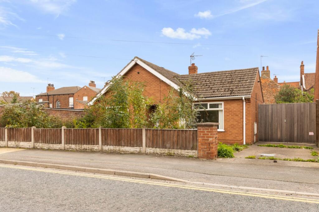 Main image of property: Castledyke West, Barton Upon Humber, North Lincs, DN18