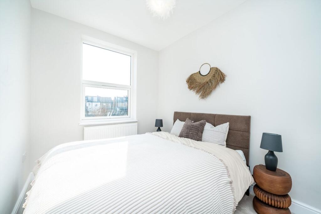Queens Terrace, Old Isleworth - View 6