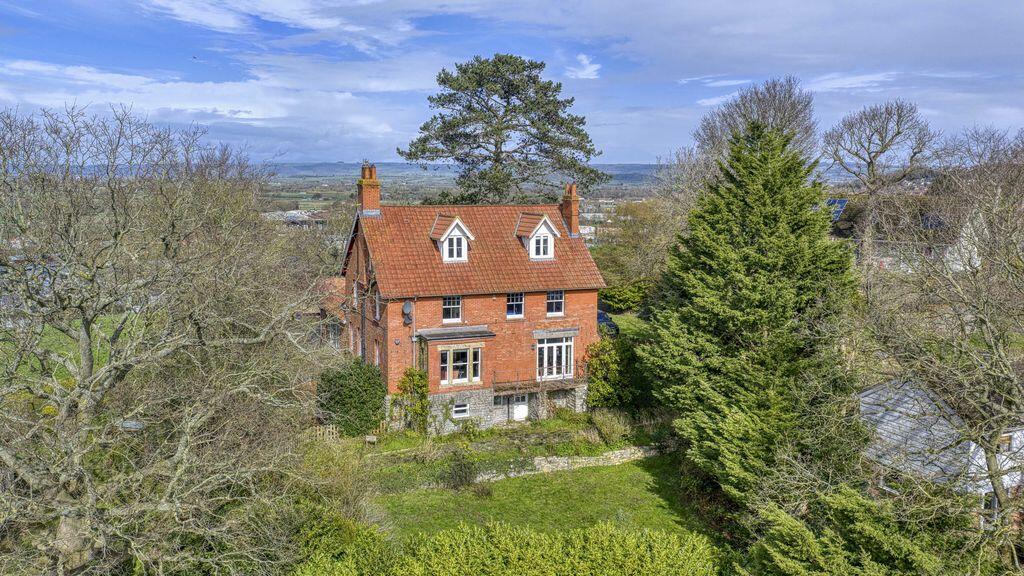 Main image of property: Substantial Victorian House in elevated location in Glastonbury