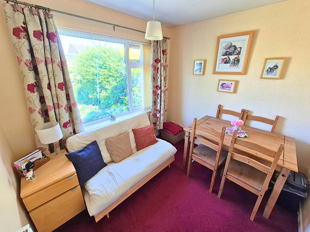 Cornhill Road, Leominster, Herefordshire, HR6 9AF photo 4
