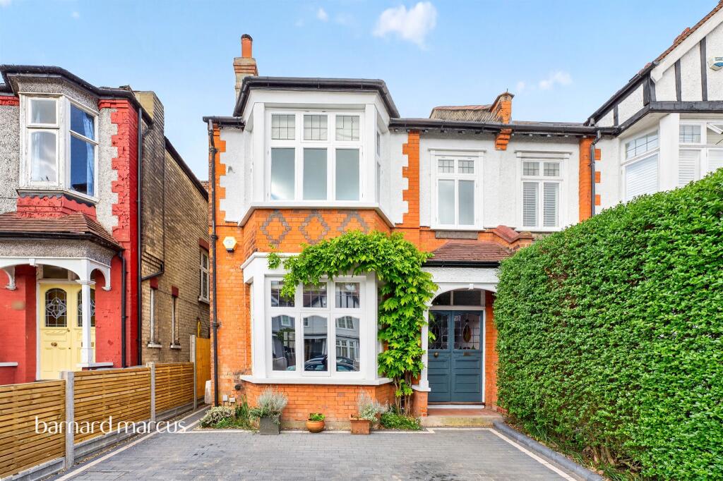 Main image of property: Ashurst Road, London
