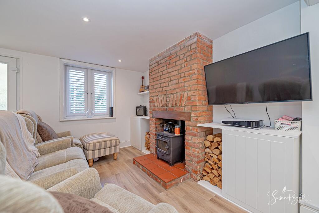 House in Portsmouth - More