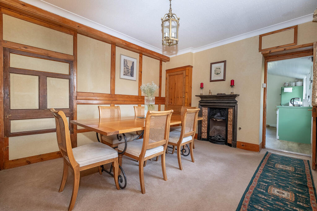 House in Twickenham - View 5