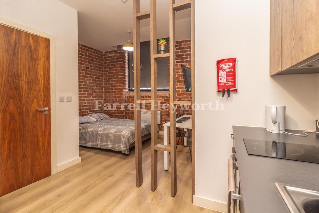 Apartment in Lancaster - View 3