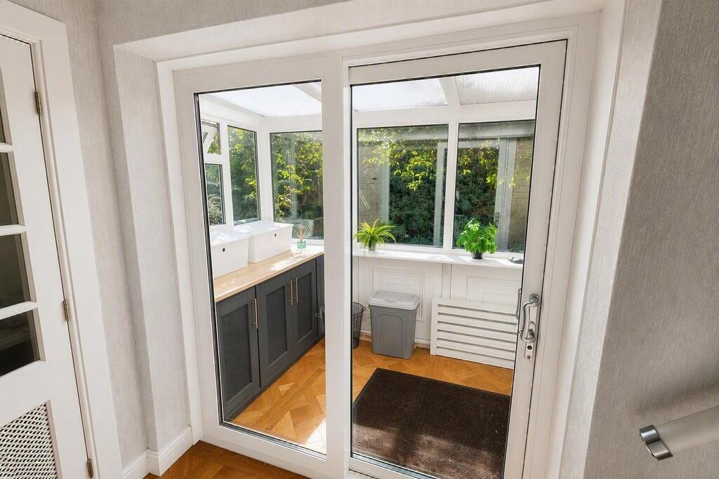 House in Bradford, Clayton - View 5