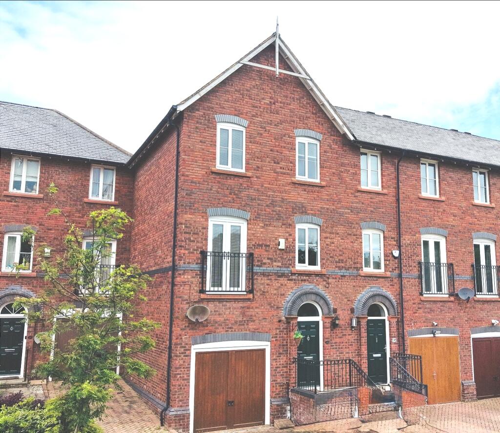 3-bed house on Walls Avenue, Chester, Cheshire, CH1, £425,000