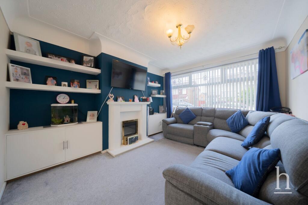 Pembroke Avenue, Wirral, CH46 - View 2
