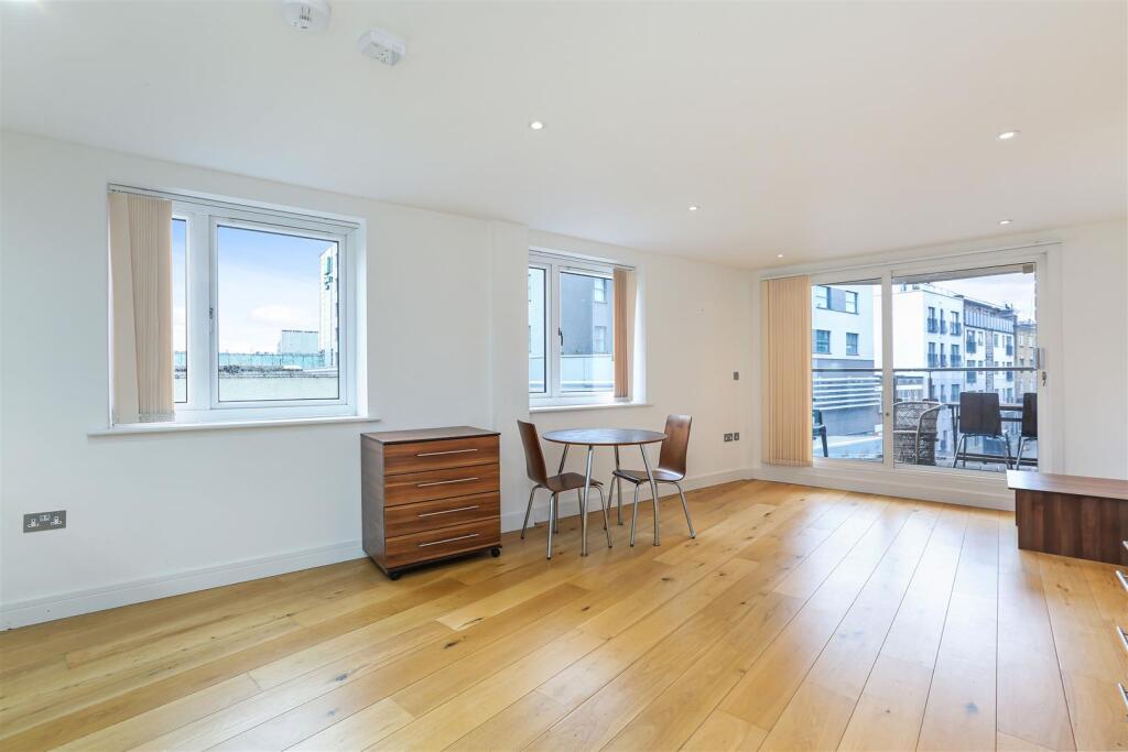 Apartment in London - View 4