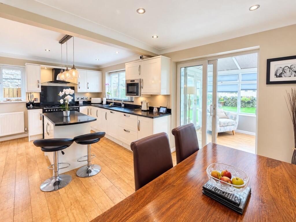 House in Bradford - View 5
