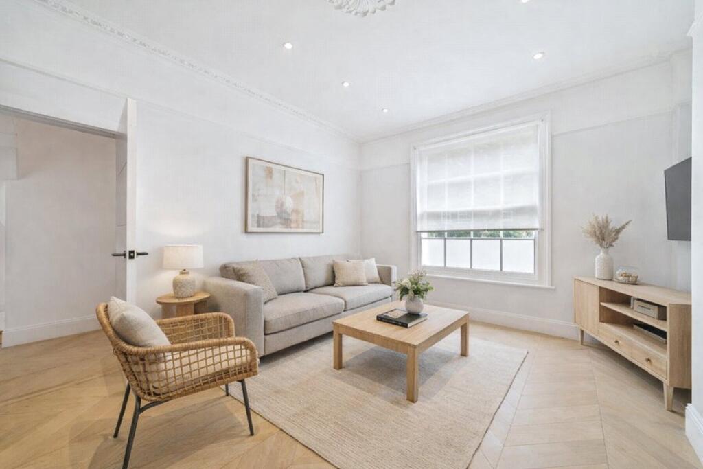Main image of property: Lloyd Baker Street, London, WC1X