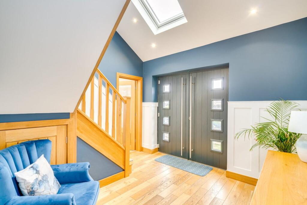 House in Bradford, Baildon - View 5