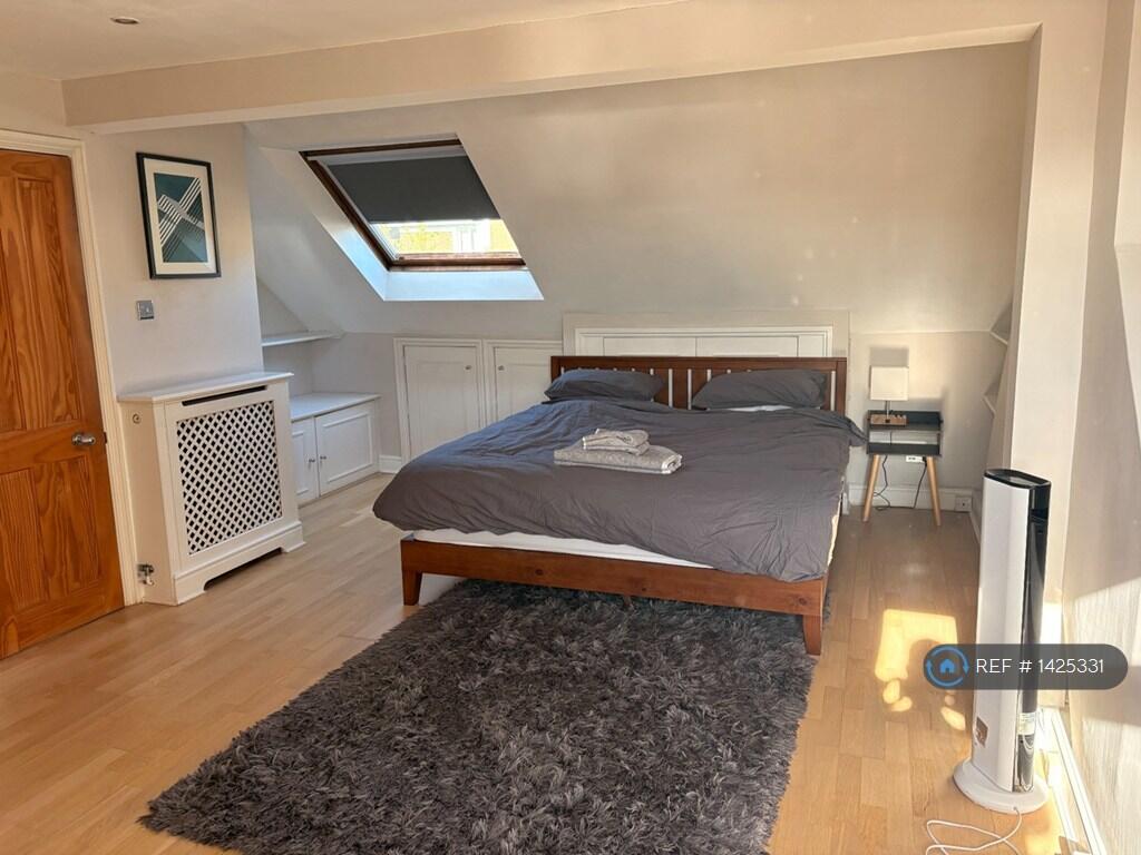 Main image of property: London, London, SW11