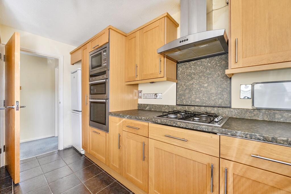 Apartment in Waverley, Godalming - View 3