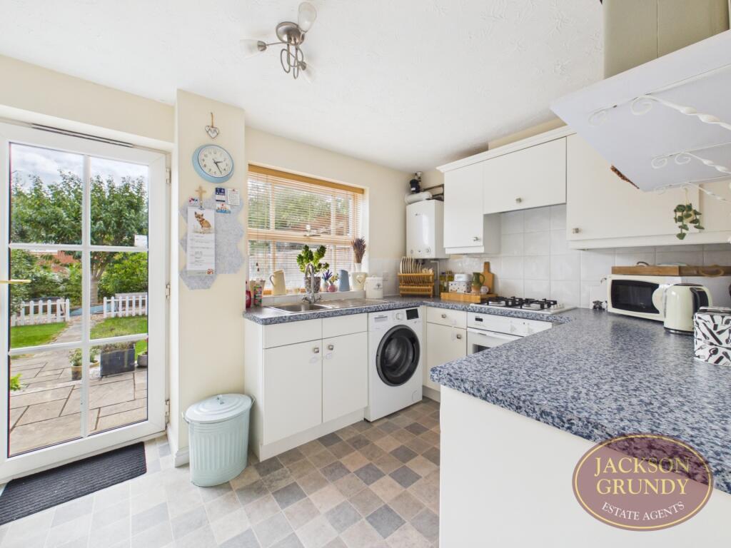 Dewar Drive, Daventry, NN11 9YS photo 4