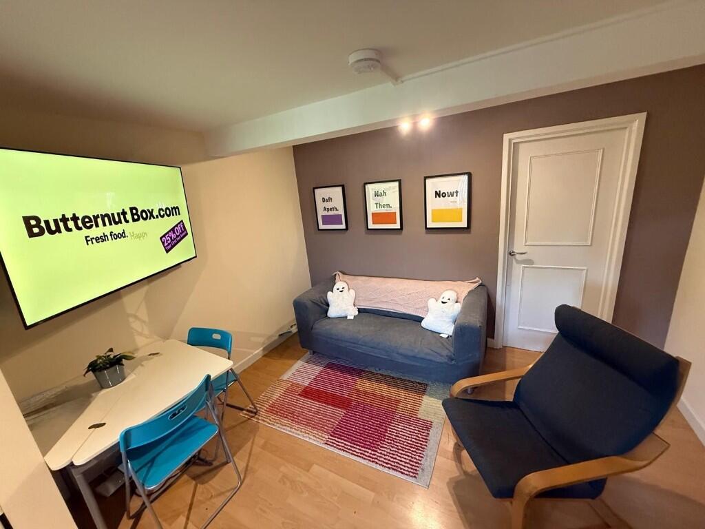 Main image of property: 3A Ainsley Court - STUDENT PROPERTY- 01/07/26 UNTIL 27/06/27