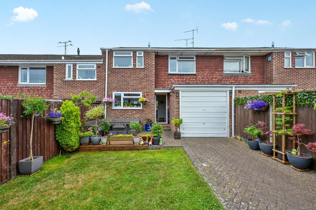 Main image of property: Sandown Close, Blackwater