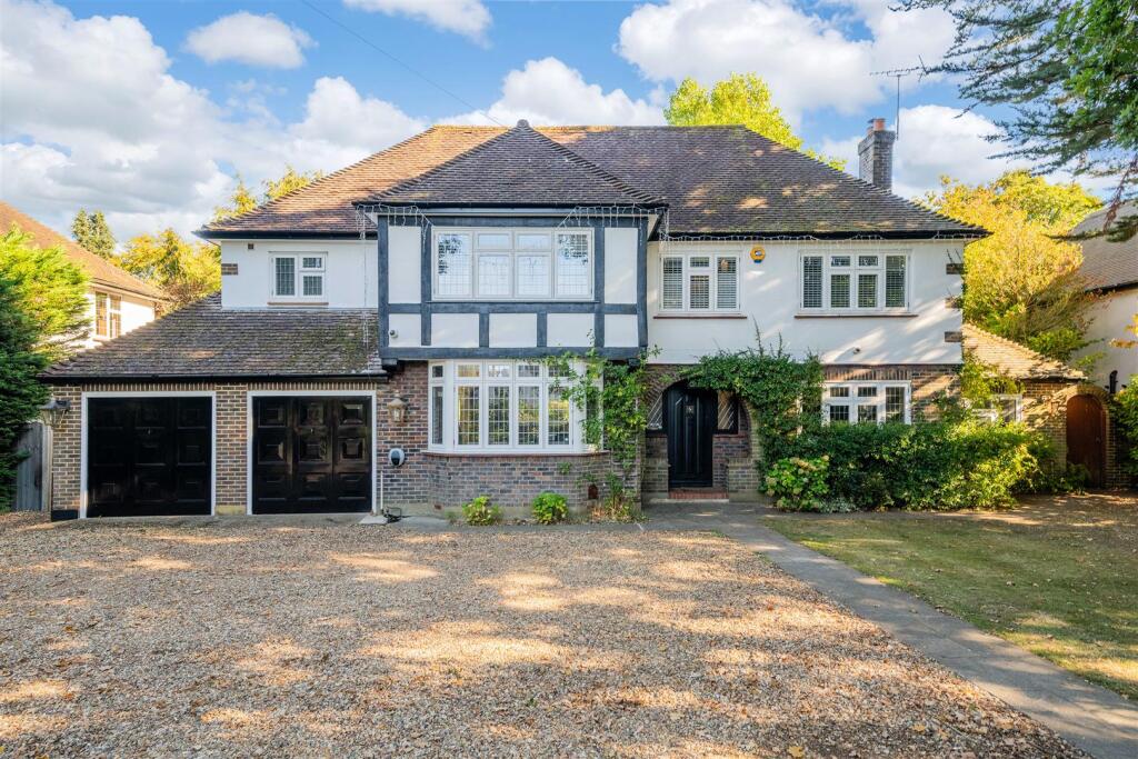 Main image of property: Lissoms Road, Chipstead, Coulsdon