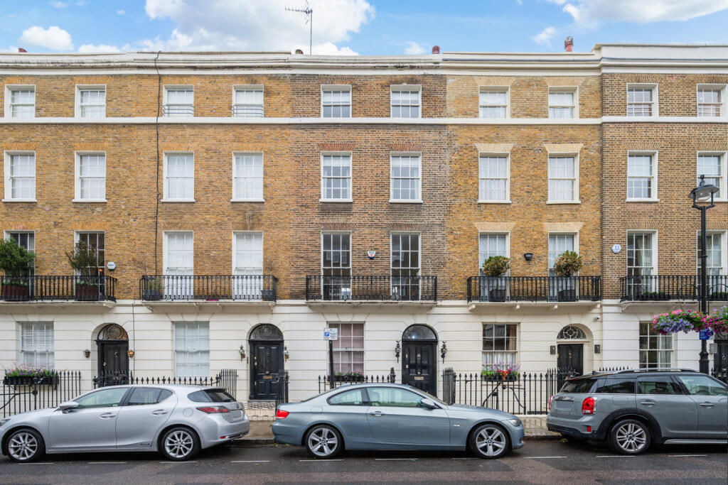 Main image of property: Albion Street, London, W2 2