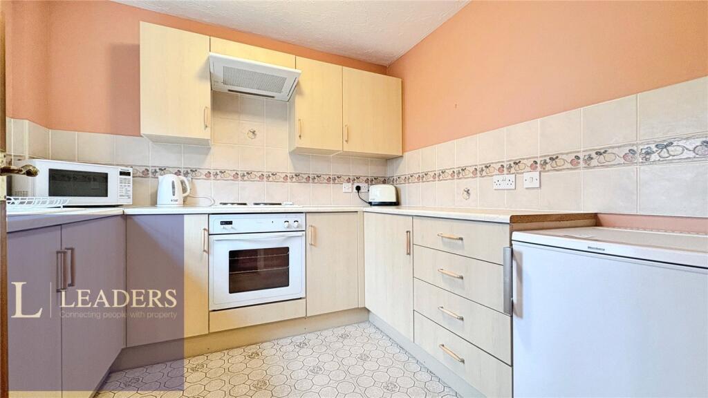 Market Grove, Great Yeldham, Halstead photo 4