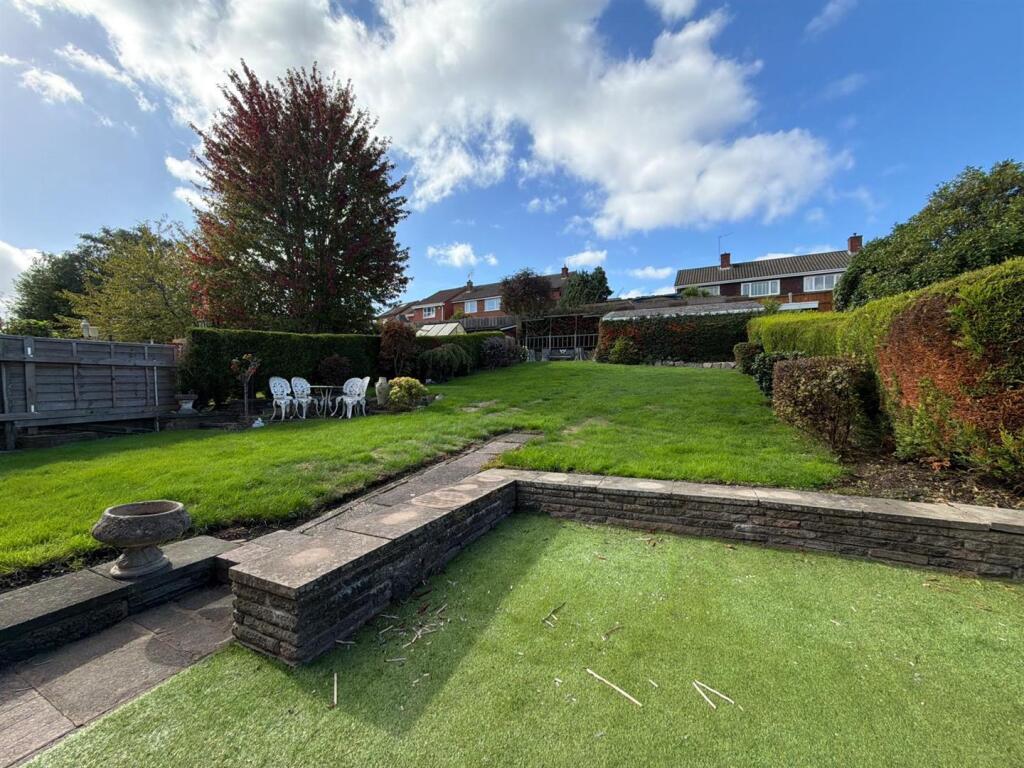 House in Dudley - View 2