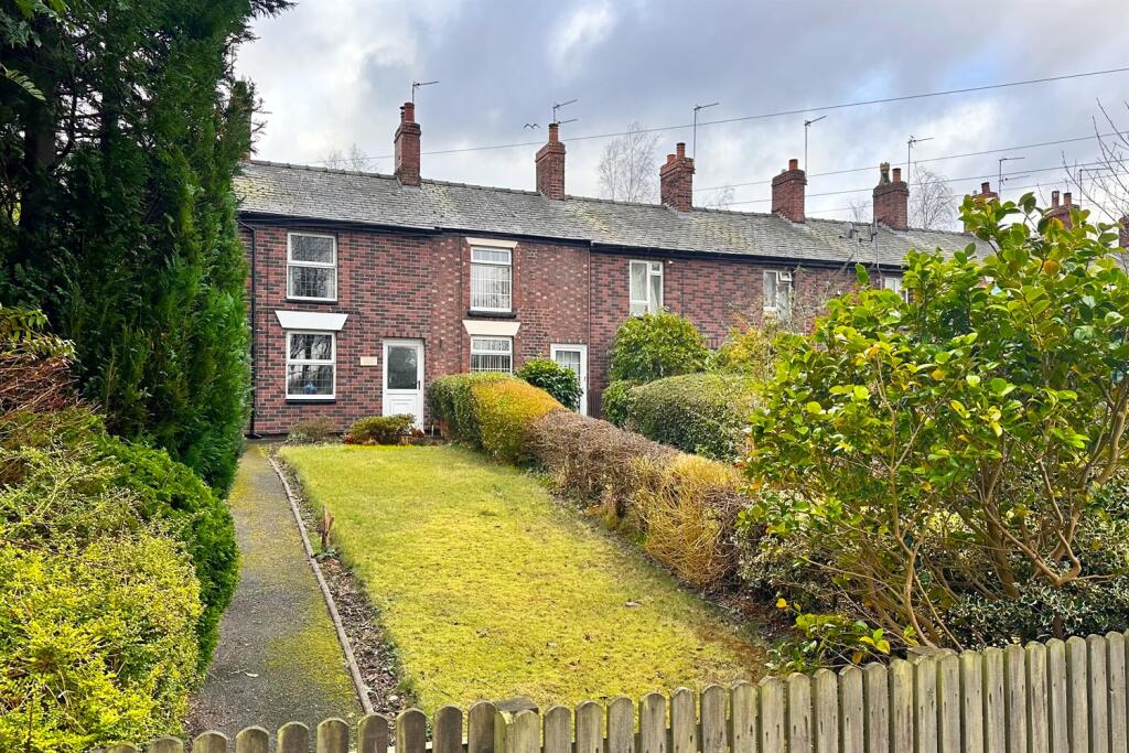 Main image of property: Park Lane, Poynton