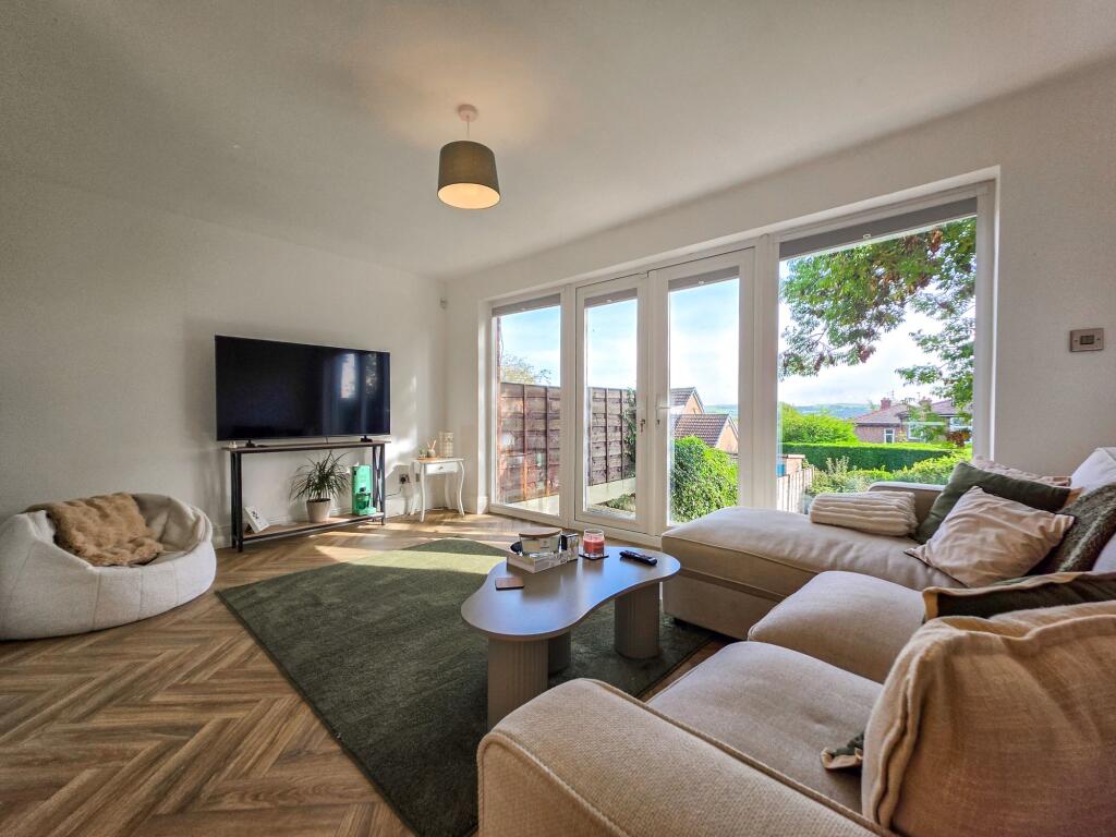 11 Brammay Drive, Tottington, Bury, BL8 3HS photo 2