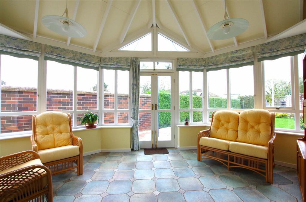 House in East Yorkshire, Hedon - More