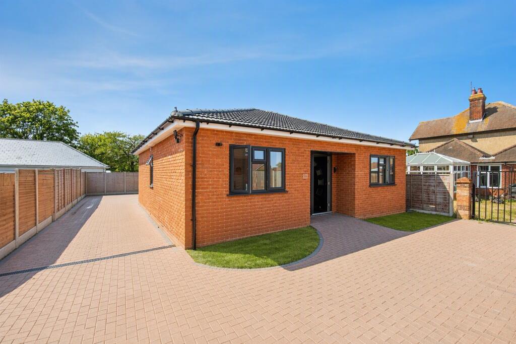 Main image of property: Berechurch Road, Colchester