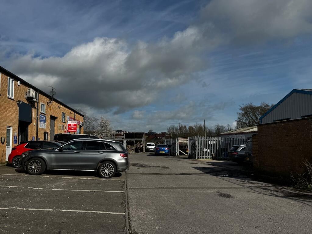 Additional image 3 of 8-9 Babylon View Oxford Road, Pen Mill Trading Estate, Yeovil, BA21 5HR