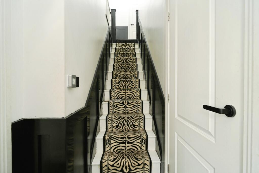 House in Bolton - View 5