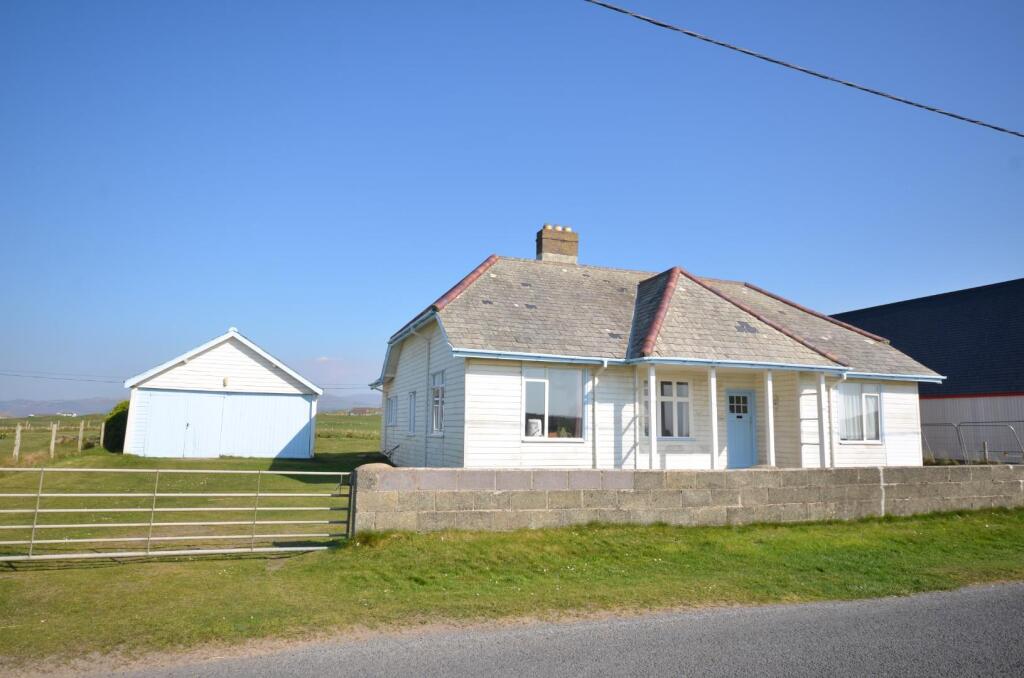 Main image of property: Ynyslas, Borth