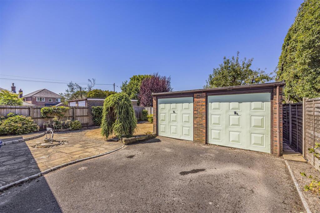 House in Portsmouth - View 2