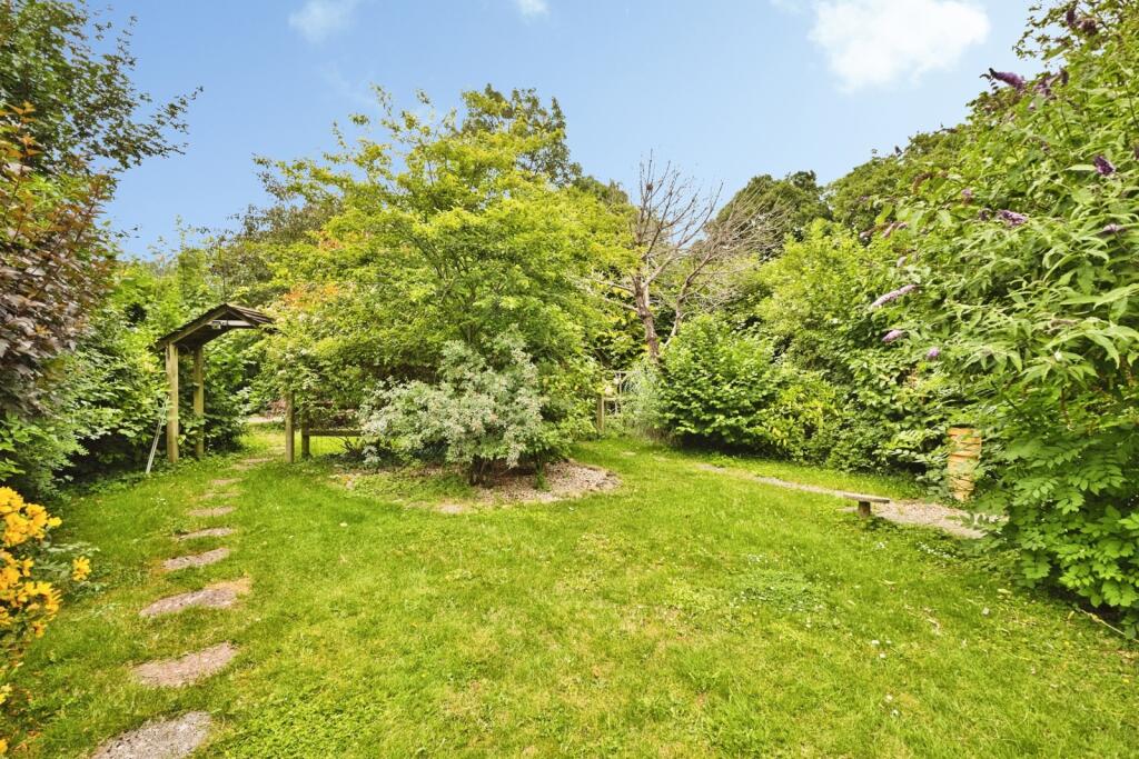 House in Dorchester, Charlton Horethorne - More