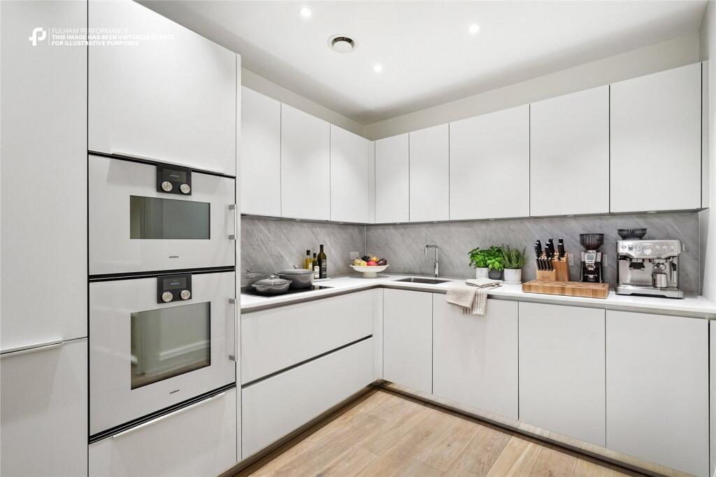 Apartment in London - View 5