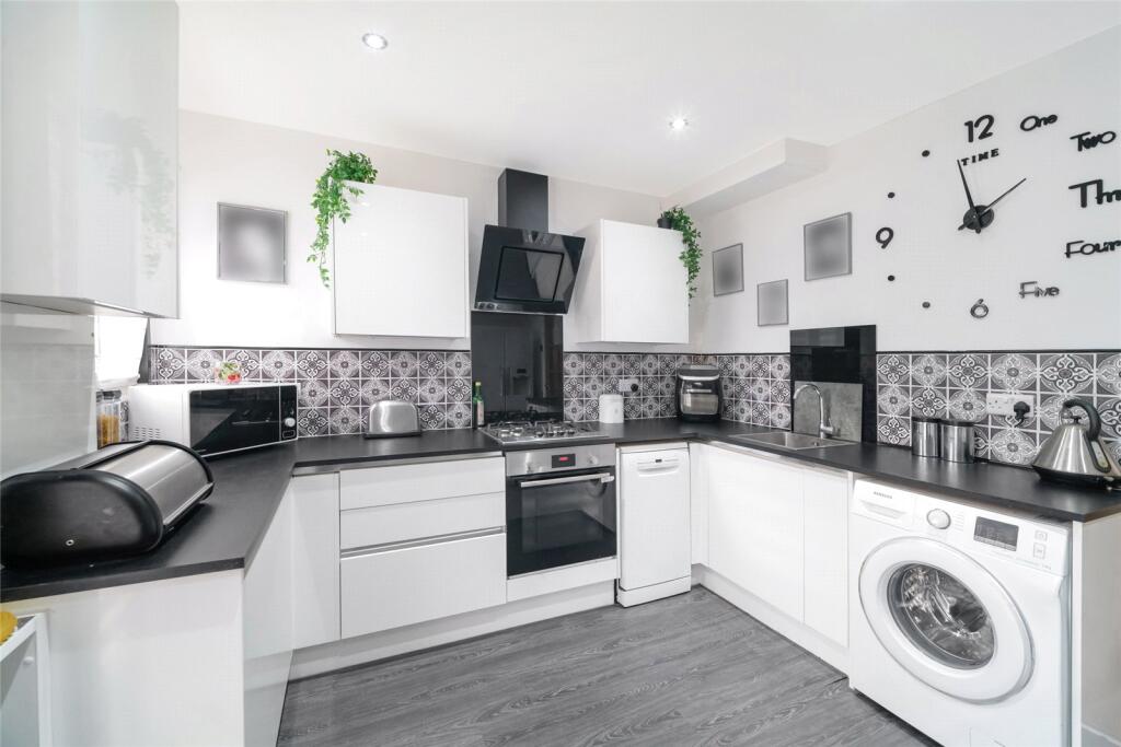 Apartment in Glasgow - View 5