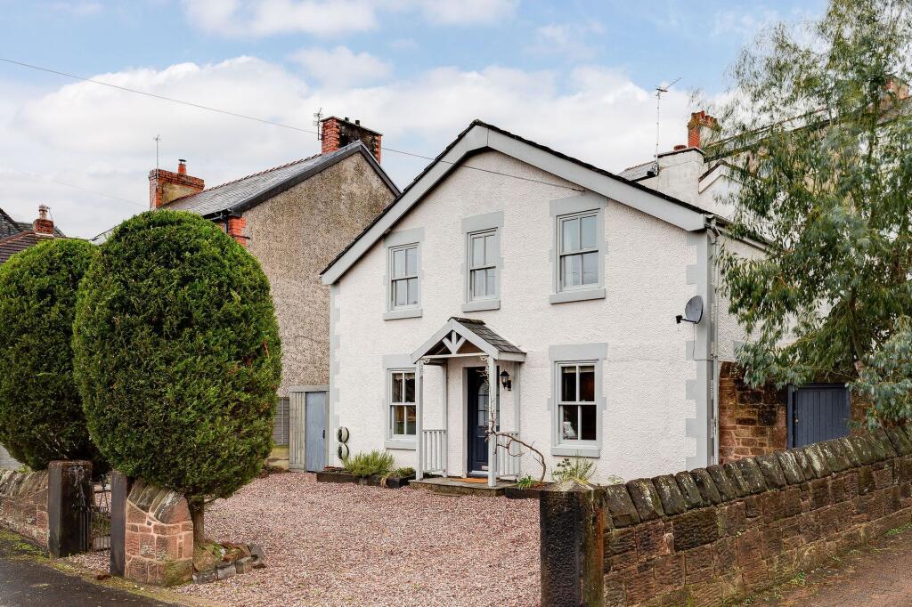 Main image of property: Hillside Road, Heswall, CH60