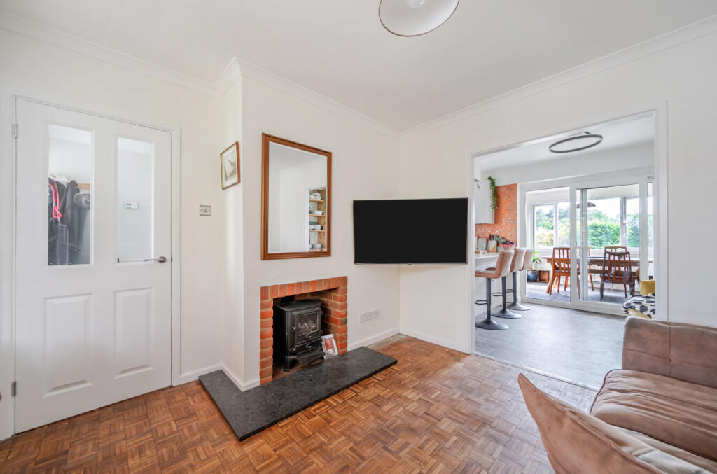 House in Waverley, Upper Bourne, Farnham - View 5