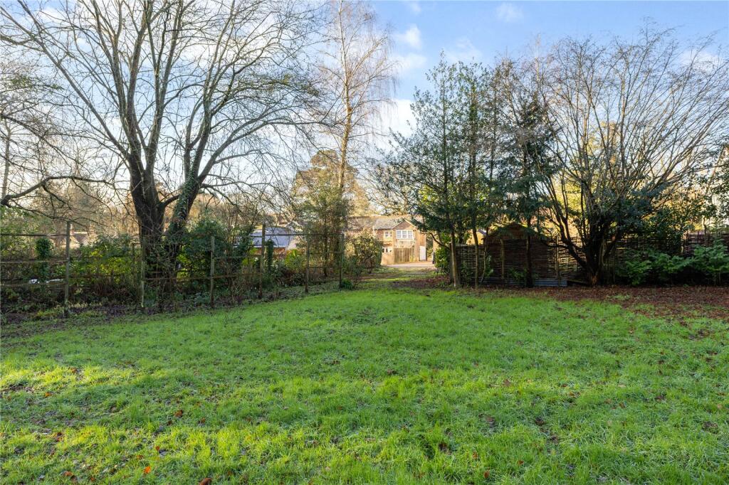 Lower Street, Fittleworth, West Sussex, RH20 photo 3