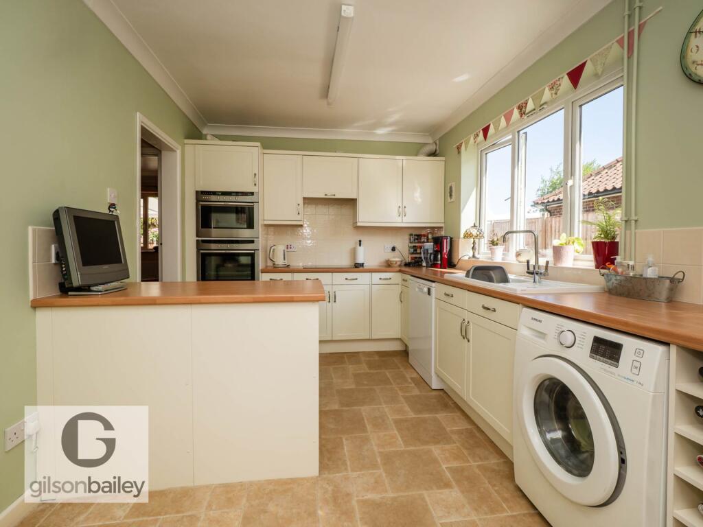 Lonsdale Road, Rackheath photo 4